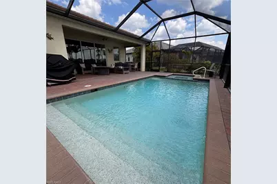 4028 E Hampton Cir, Alva, FL 33920 - Photo 2