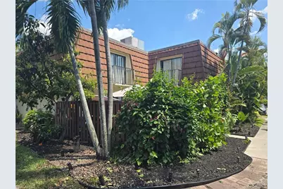 5240 Cedarbend Dr S #3, Fort Myers, FL 33919 - Photo 2