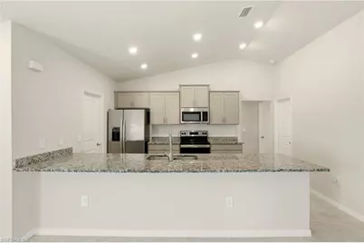 3600 NE 20th Pl, Cape Coral, FL 33909 - Photo 8