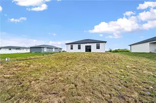 2810 72nd St W, Lehigh Acres, FL 33971 - Photo 16