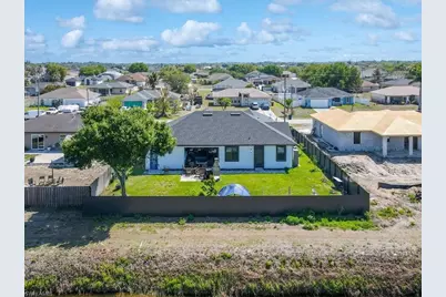 1013 Chaplin Ave, Lehigh Acres, FL 33971 - Photo 8