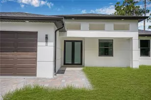 718 Bennington Dr, Lehigh Acres, FL 33974 - Photo 2