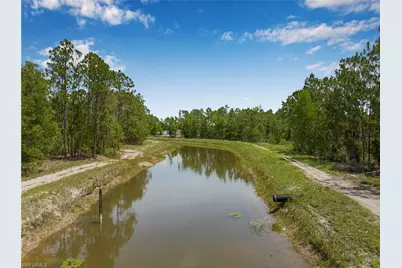 718 Bennington Dr, Lehigh Acres, FL 33974 - Photo 42