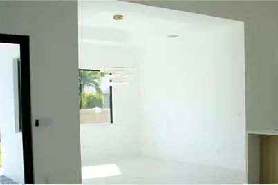 214 SE 8th St, Cape Coral, FL 33990 - Photo 6