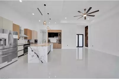 323 NW 11th Ter, Cape Coral, FL 33993 - Photo 10