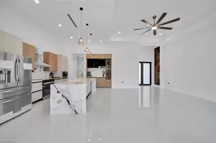 323 NW 11th Terrace, Cape Coral, FL 33993 - Photo 10