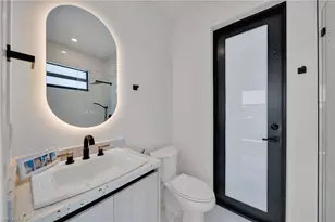 323 NW 11th Terrace, Cape Coral, FL 33993 - Photo 26