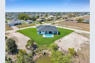 323 NW 11th Ter, Cape Coral, FL 33993 - Photo 42