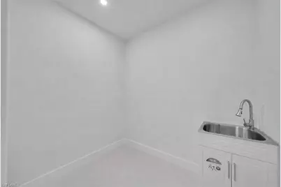 323 NW 11th Ter, Cape Coral, FL 33993 - Photo 14