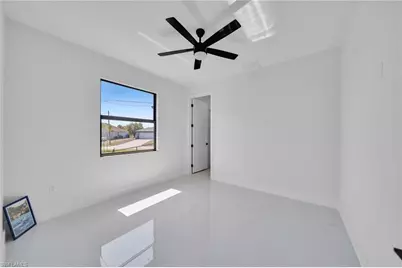 323 NW 11th Ter, Cape Coral, FL 33993 - Photo 28