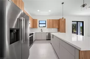 2705 Darlene Pl, Lehigh Acres, FL 33971 - Photo 12