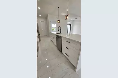 1402 5th Ave, Lehigh Acres, FL 33972 - Photo 6