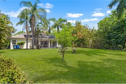 25900 Creekbend Dr, Bonita Springs, FL 34135 - Photo 34