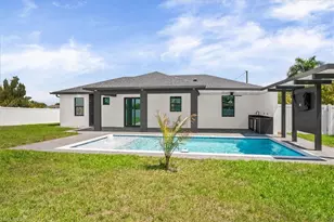 100 SW 17th Pl, Cape Coral, FL 33991 - Photo 32