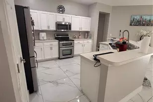 302 NW 24th Ave, Cape Coral, FL 33993 - Photo 6
