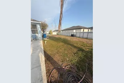 302 NW 24th Ave, Cape Coral, FL 33993 - Photo 38