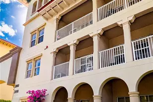 2080 W First St, Fort Myers, FL 33901 - Photo 2