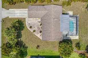 19 NE 20th Pl, Cape Coral, FL 33909 - Photo 32