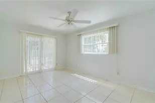 19 NE 20th Pl, Cape Coral, FL 33909 - Photo 14