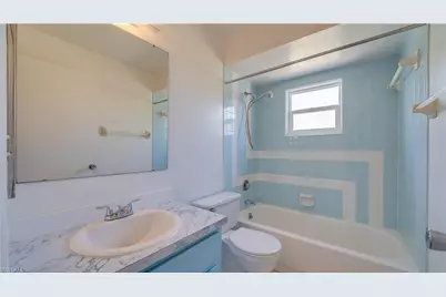 19 NE 20th Pl, Cape Coral, FL 33909 - Photo 22