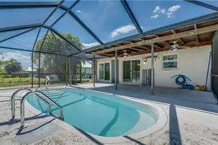 19 NE 20th Pl, Cape Coral, FL 33909 - Photo 30