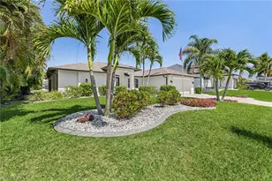 2207 SW 52nd St, Cape Coral, FL 33914 - Photo 2