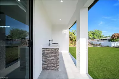 2924 5th St SW, Lehigh Acres, FL 33976 - Photo 10