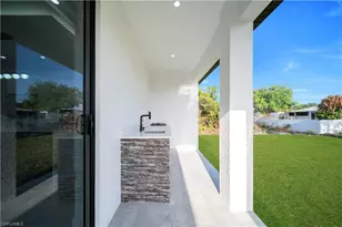 2924 5th St SW, Lehigh Acres, FL 33976 - Photo 10