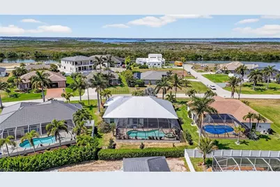 2705 SW 29th Pl, Cape Coral, FL 33914 - Photo 38