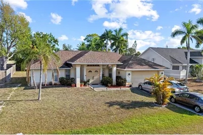 309 SE 18th St, Cape Coral, FL 33990 - Photo 2
