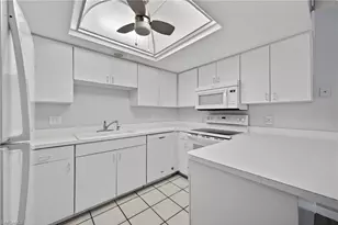 8421 N Haven Ln, Fort Myers, FL 33919 - Photo 12