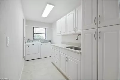 6686 Kestrel Cir, Fort Myers, FL 33966 - Photo 14