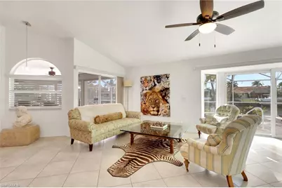 2562 SW 27th Pl, Cape Coral, FL 33914 - Photo 12