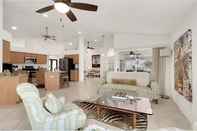 2562 SW 27th Pl, Cape Coral, FL 33914 - Photo 14