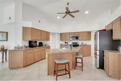 2562 SW 27th Pl, Cape Coral, FL 33914 - Photo 6