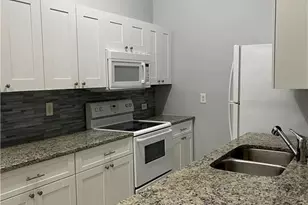 5111 SW Courtyards Ct, Cape Coral, FL 33914 - Photo 8