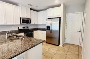 3882 Tilbor Circle, Fort Myers, FL 33916 - Photo 4