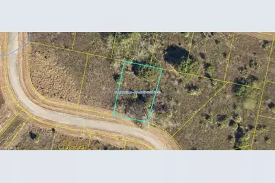 829 Grace Kelly Ln, Labelle, FL 33935 - Photo 1