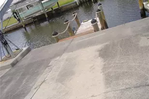 5012 Flamingo Dr, Saint James City, FL 33956 - Photo 2