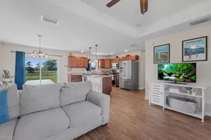 9016 Meadow Cir, Labelle, FL 33935 - Photo 14