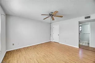 6898 Sandtrap Dr, Fort Myers, FL 33919 - Photo 20