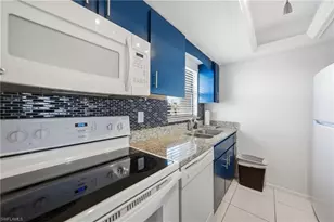 1423 Mediterranean Dr, Punta Gorda, FL 33950 - Photo 8