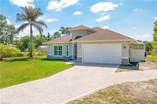 638 Parkdale Blvd, Lehigh Acres, FL 33974 - Photo 32