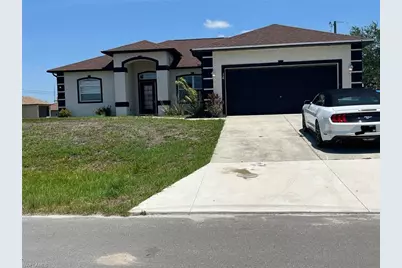 17 NE 11th Ln, Cape Coral, FL 33909 - Photo 1