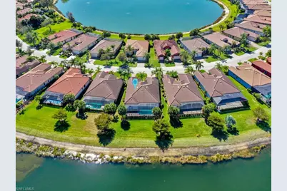 10093 Avalon Lake Cir, Fort Myers, FL 33913 - Photo 2
