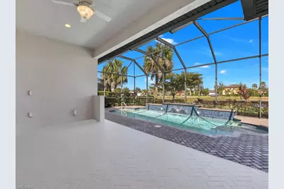10093 Avalon Lake Cir, Fort Myers, FL 33913 - Photo 32