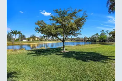 10093 Avalon Lake Cir, Fort Myers, FL 33913 - Photo 36