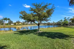 10093 Avalon Lake Cir, Fort Myers, FL 33913 - Photo 36