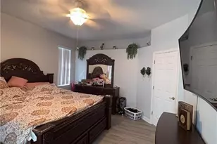 7928 Summer Lake Ct, Fort Myers, FL 33907 - Photo 6