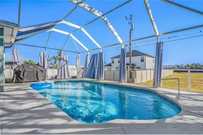 1422 NE 9th Ter, Cape Coral, FL 33909 - Photo 20